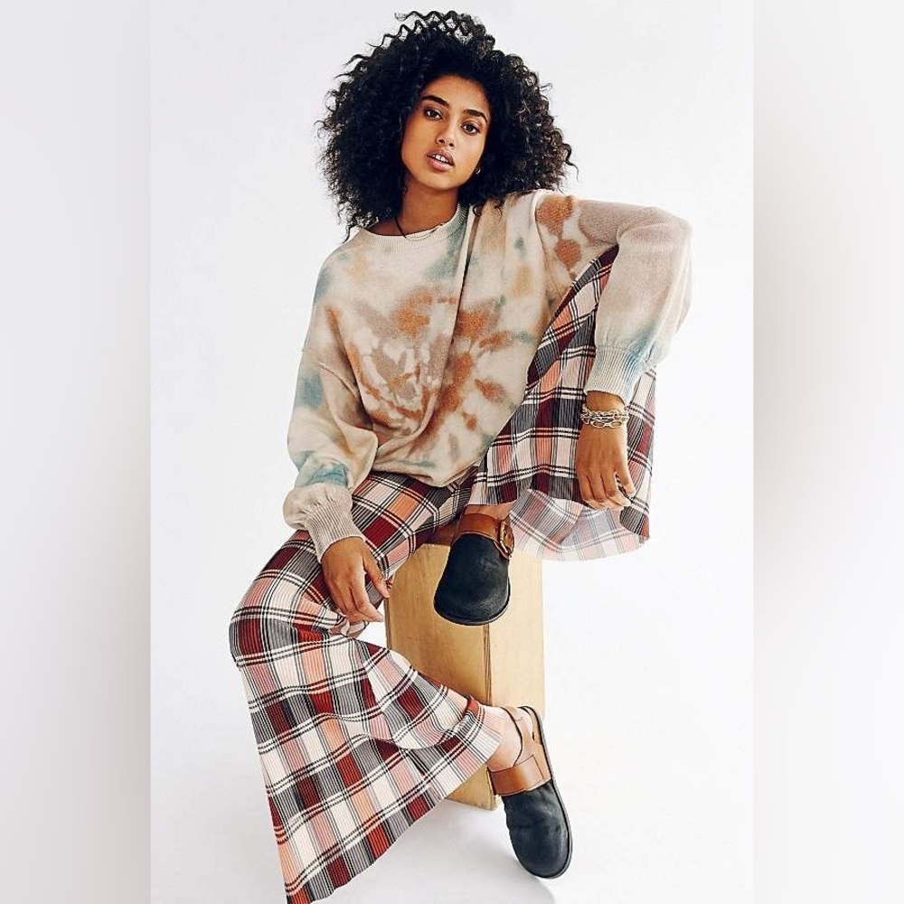 NWOT Free People 'Cosmos Tie Dye Pullover' in Sand and Sea size M